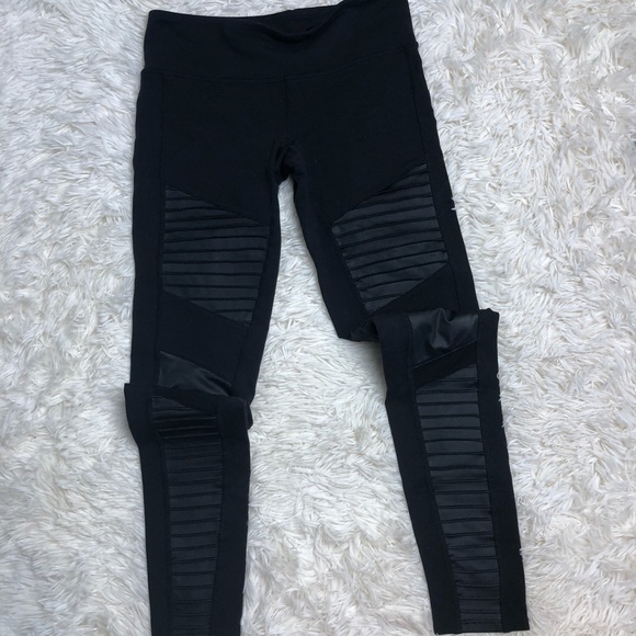 Alo yoga High-Waist Moto Legging - Picture 6 of 12